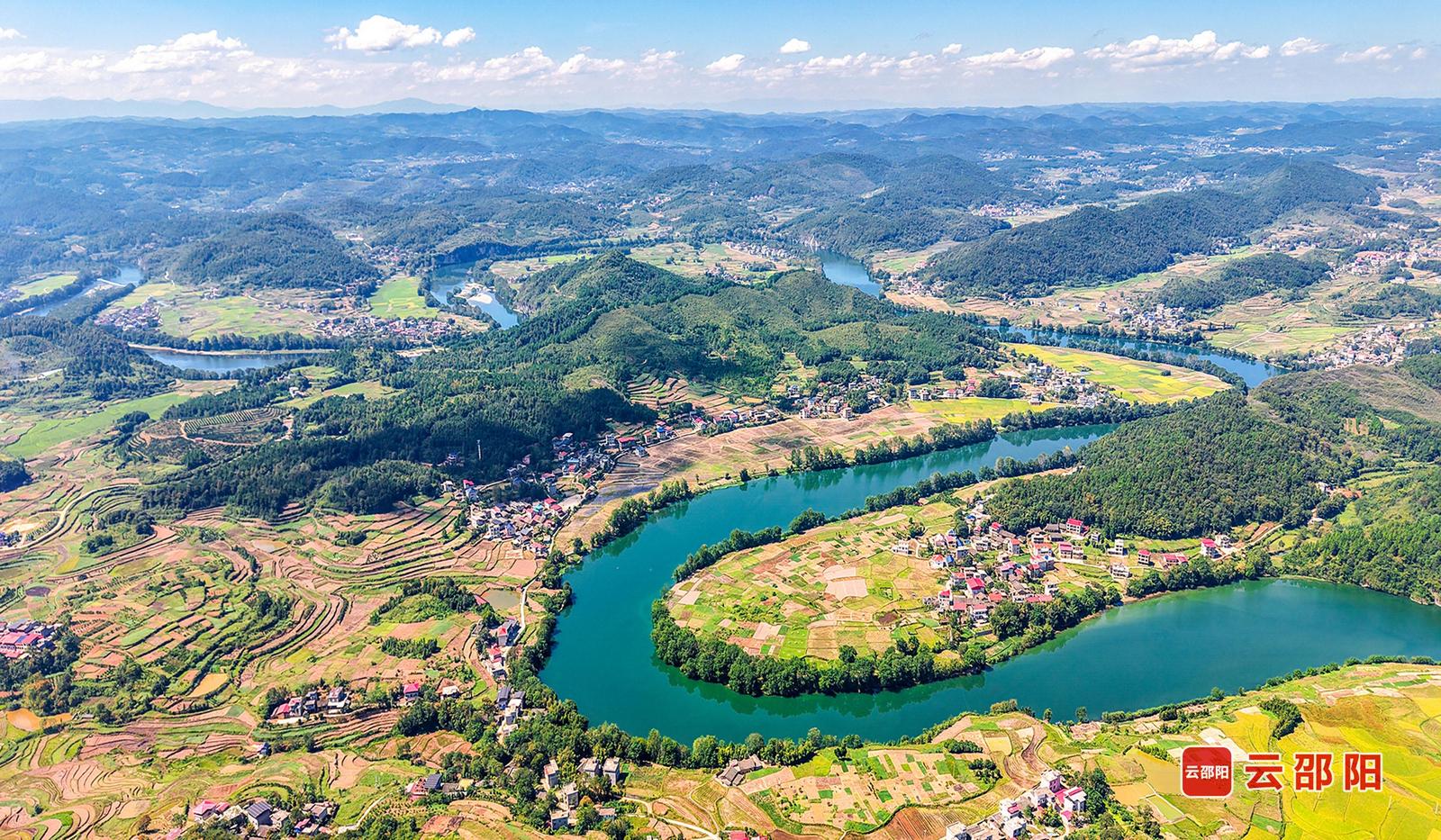 《夷江美》郑国华 摄